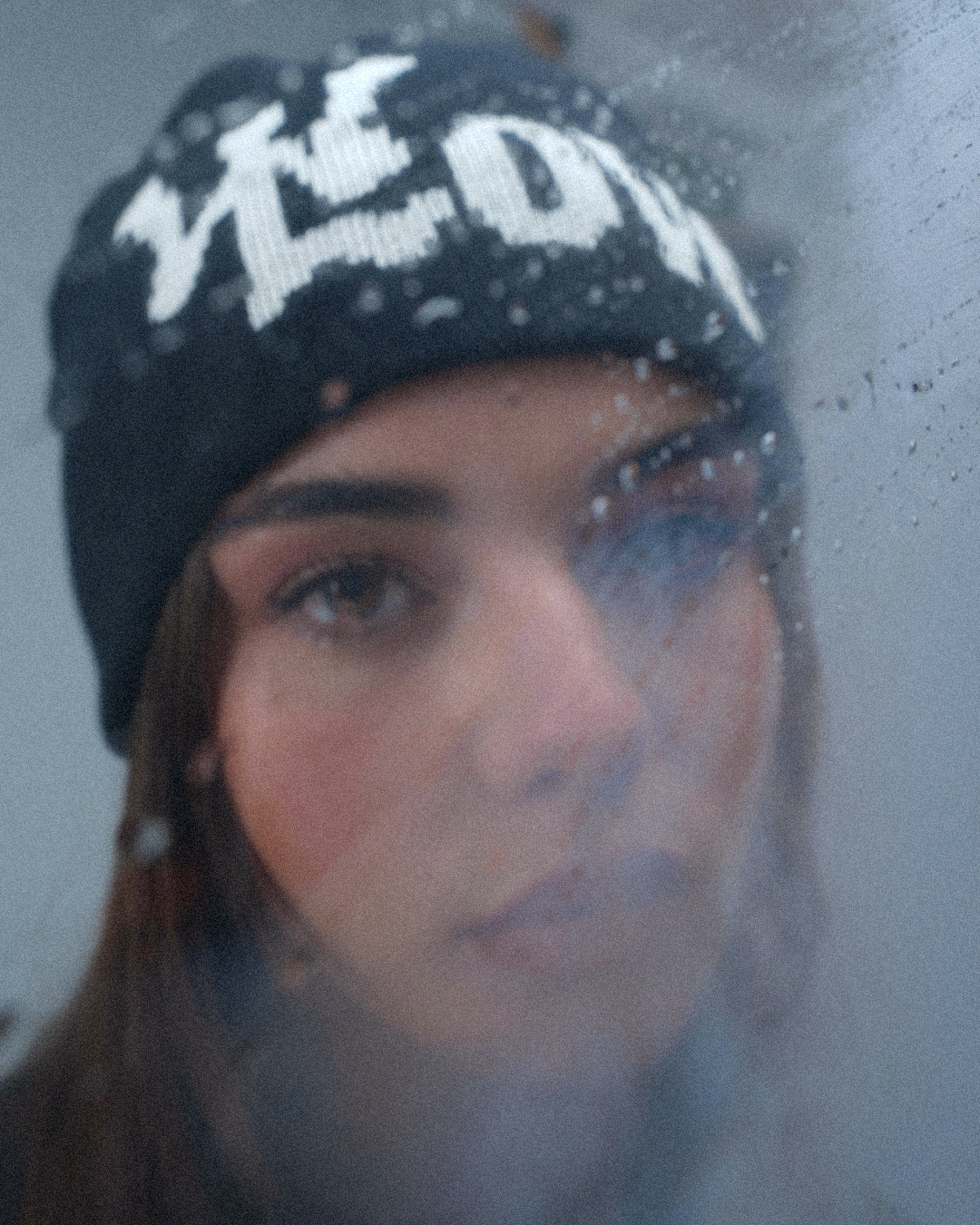 Mit Liebe schwarze Mütze