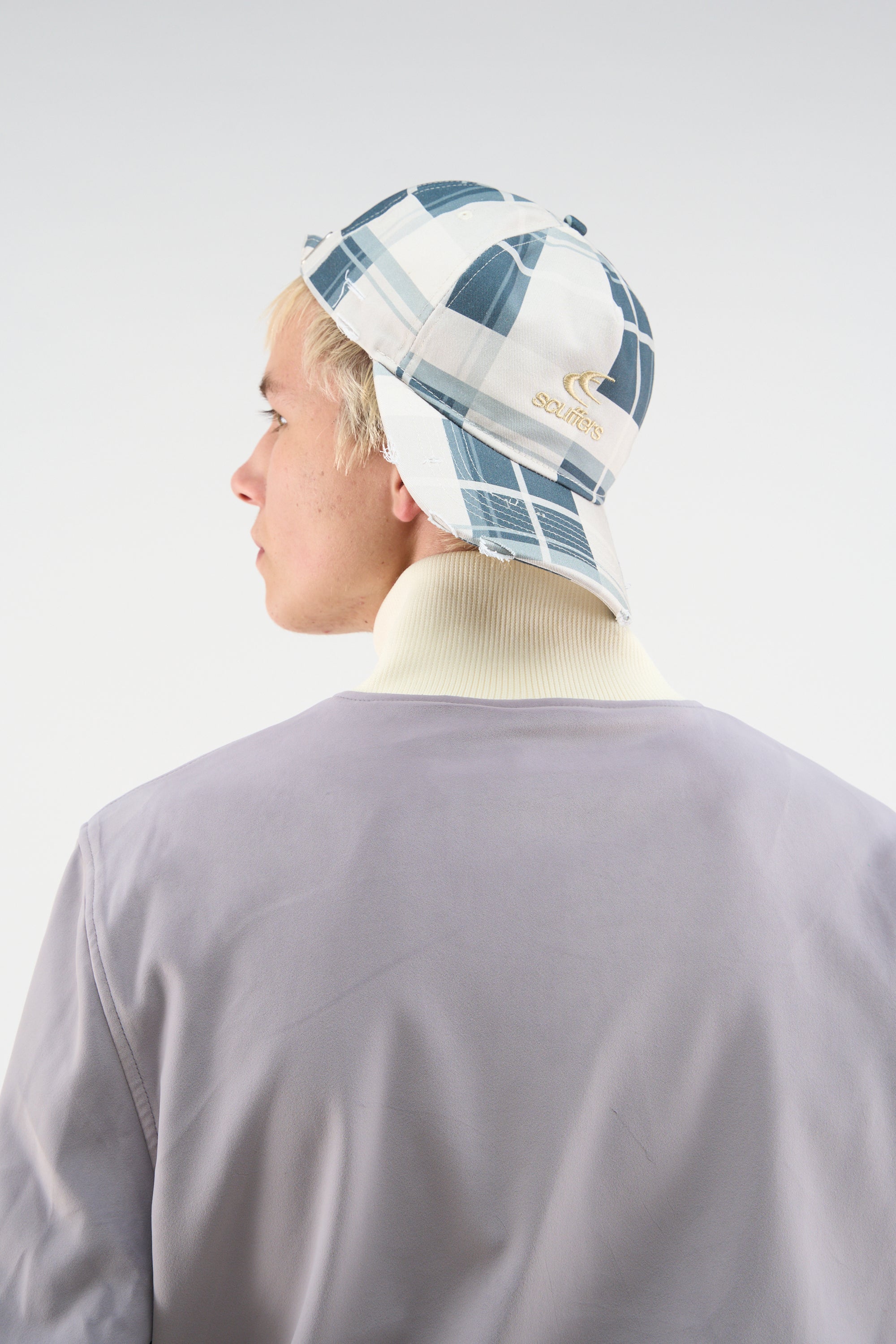 Karomuster blaue Kappe