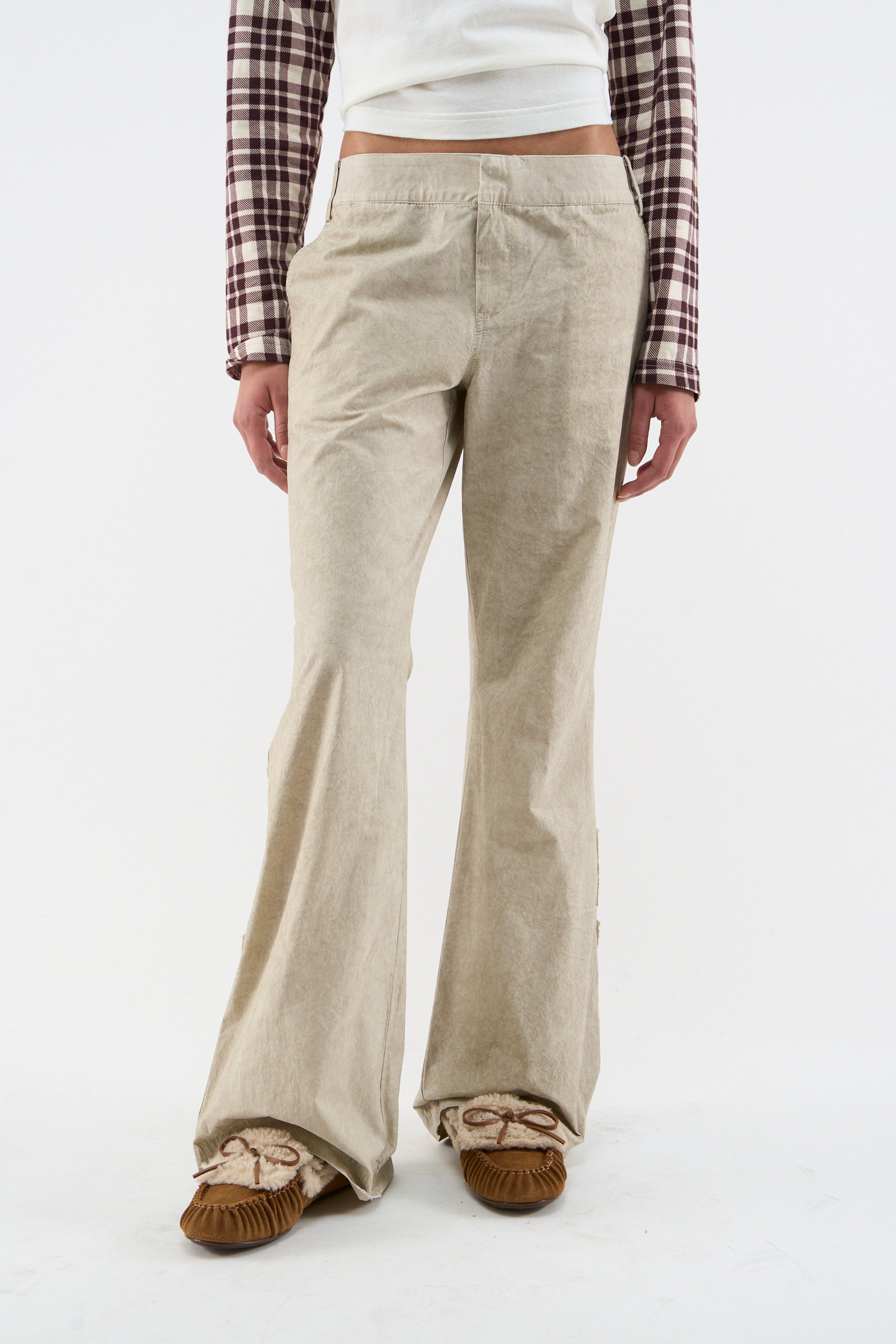 Neue maßgeschneiderte ecrufarbene Hose