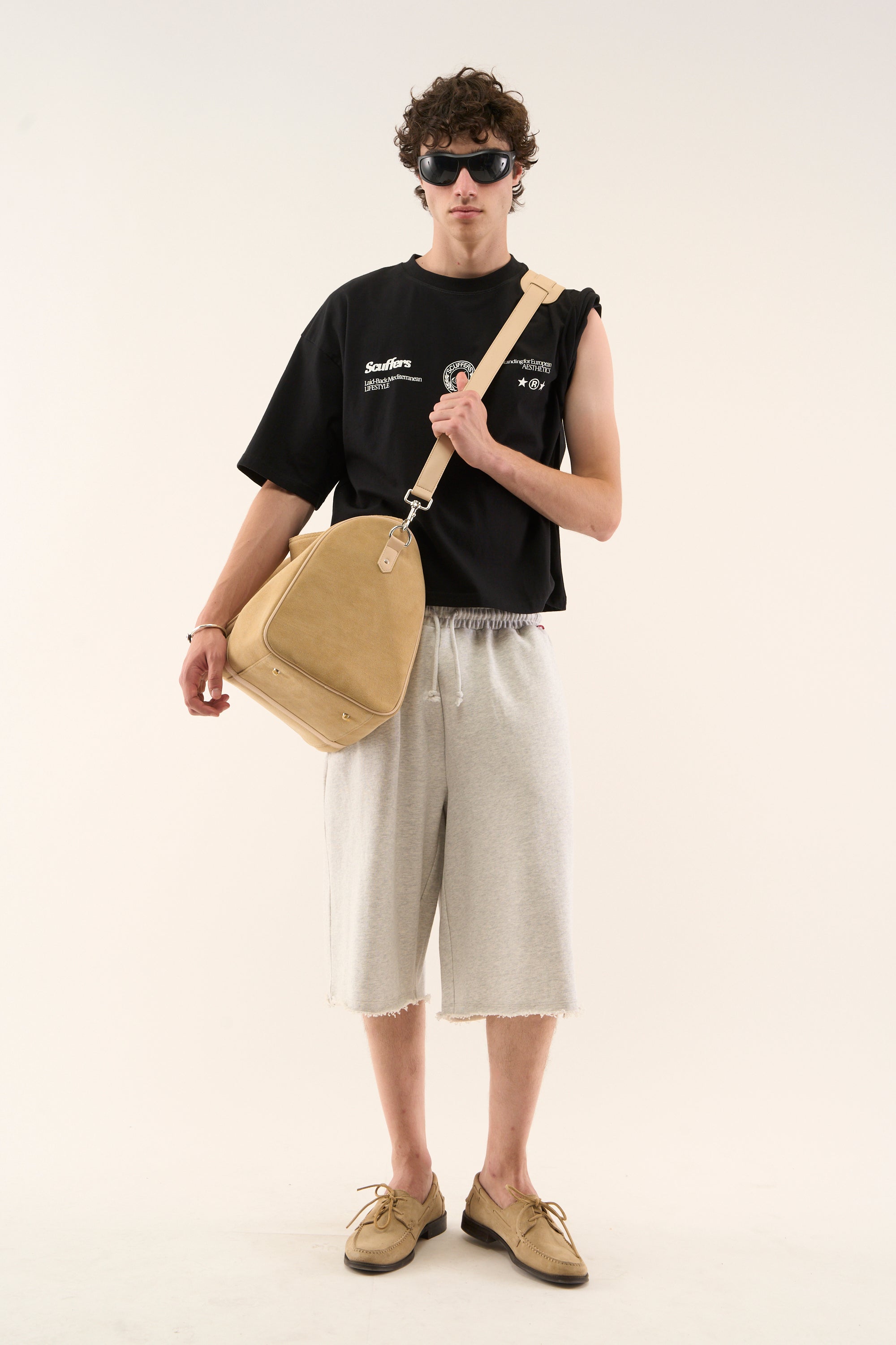 Dein schwarzes T-Shirt