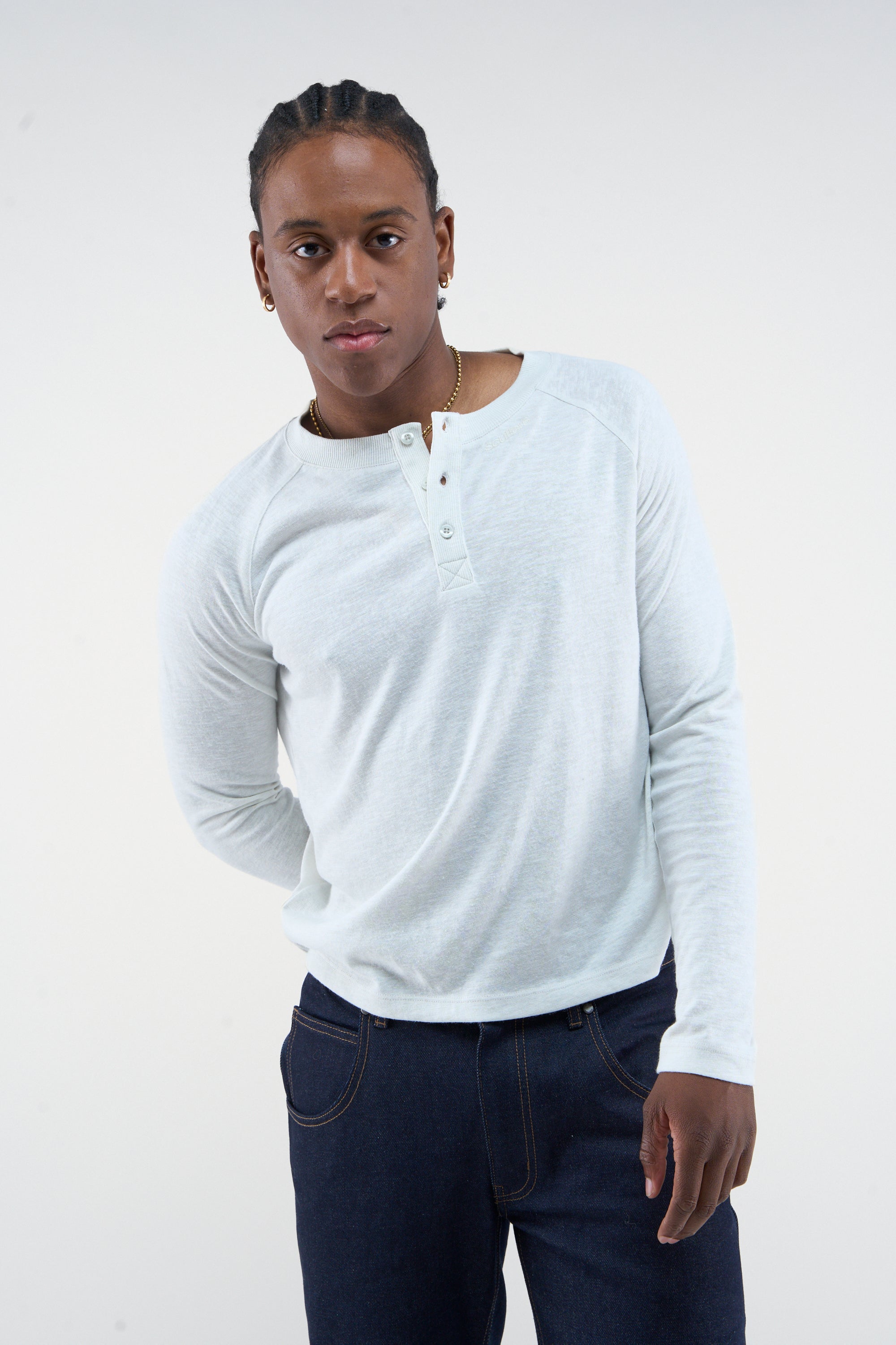 Innen ecrufarbenes Langarmshirt