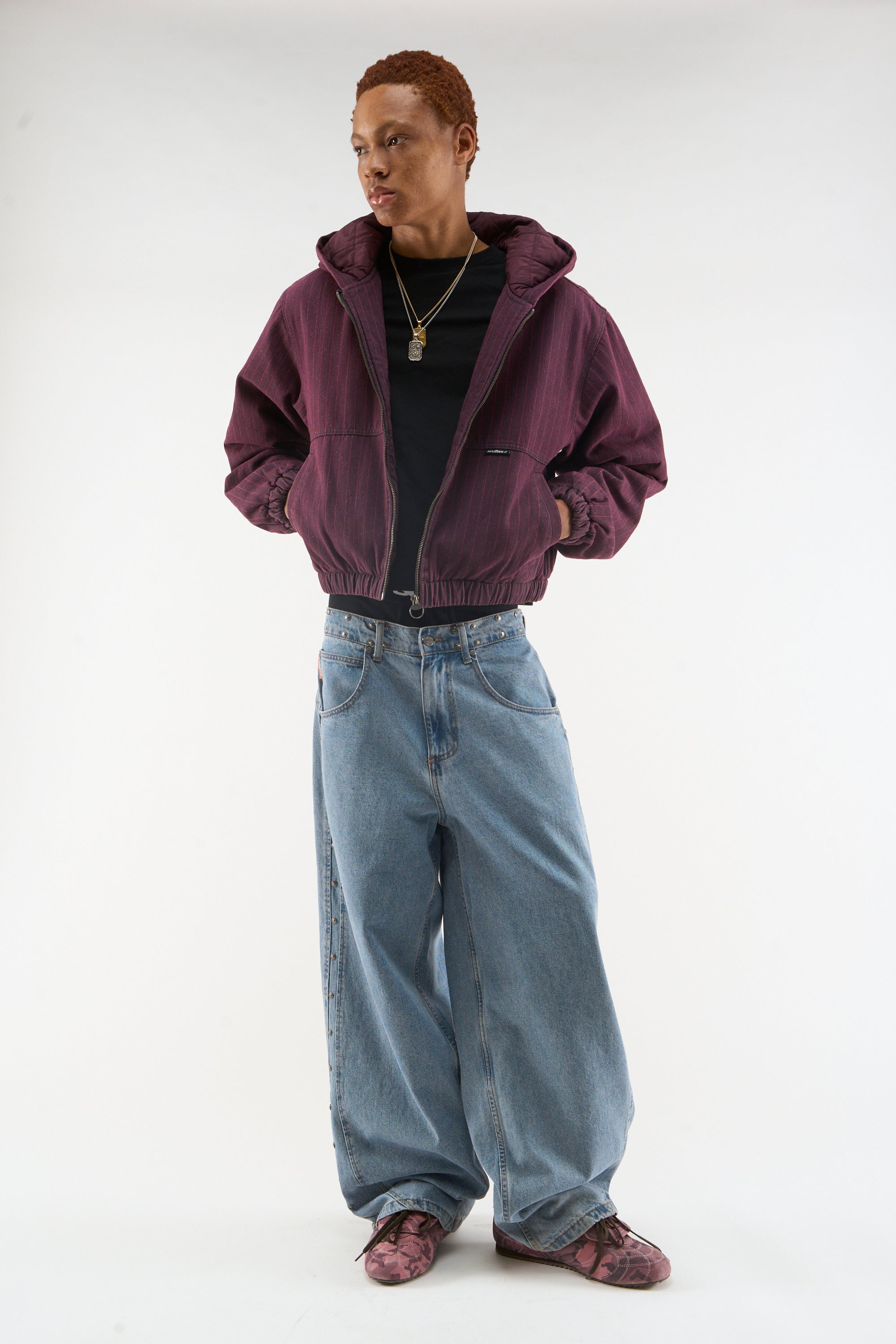 Nadelstreifen-Arbeitsjacke in Burgunderrot