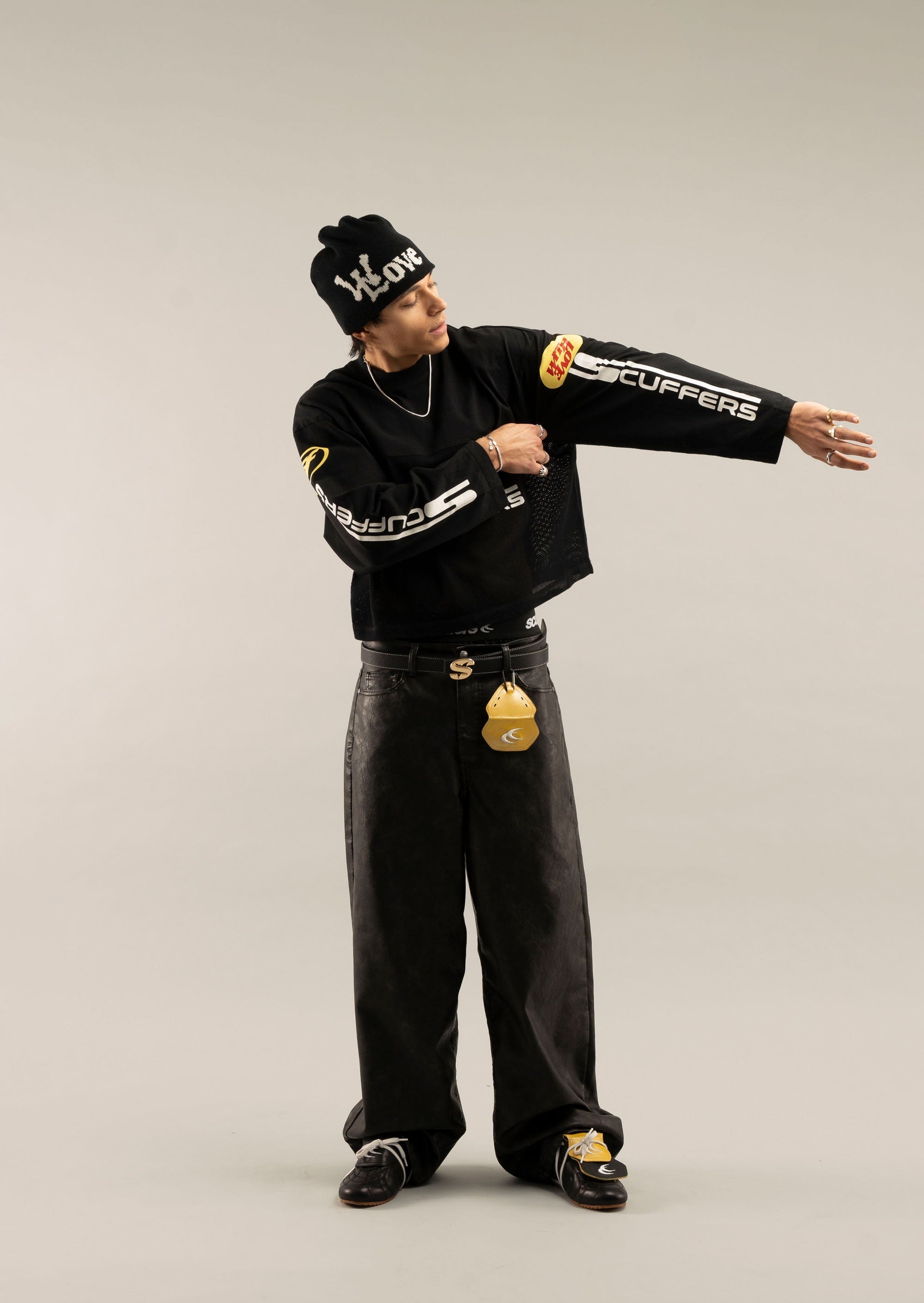 FF1 Schwarzes Langarmshirt