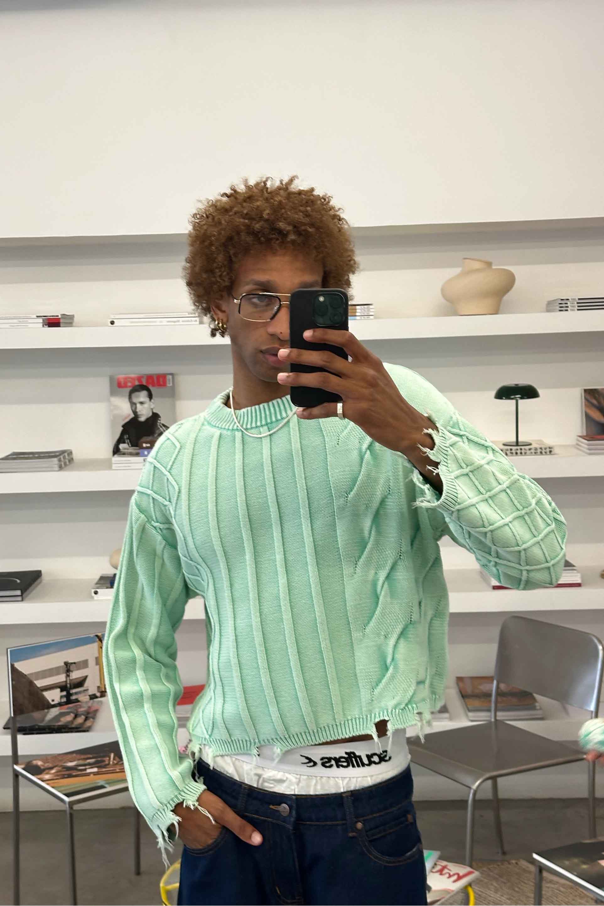 Übergroßes grünes Trench-Trikot