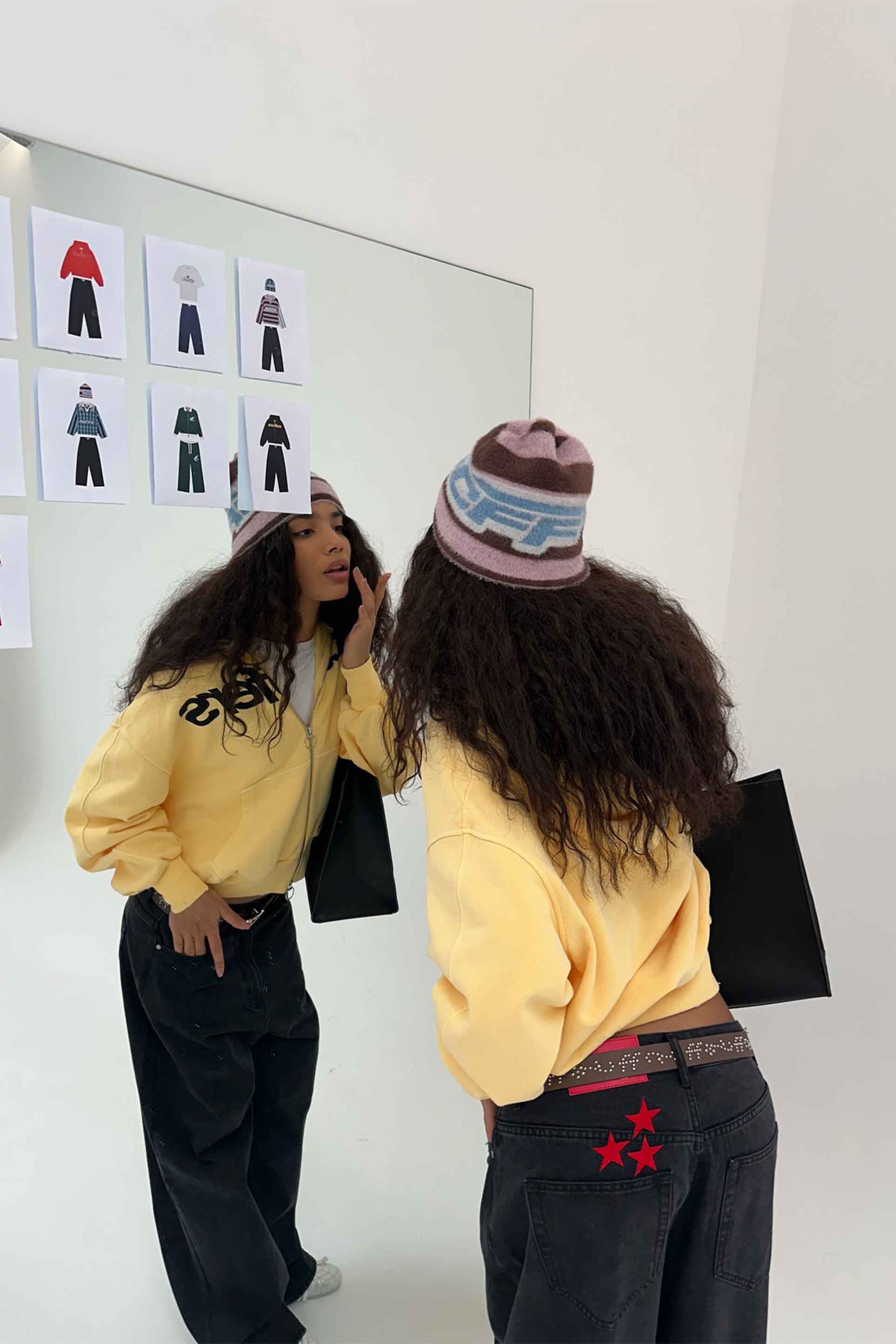 Gestreifte Mohairmütze