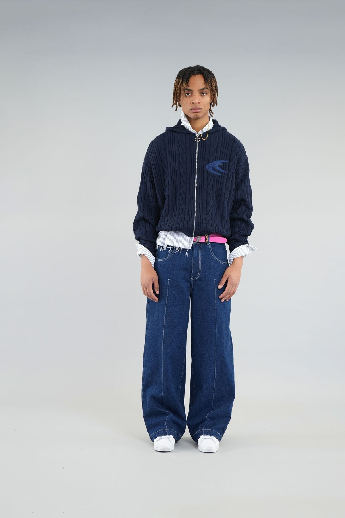 Latte Navy Zipper Strick