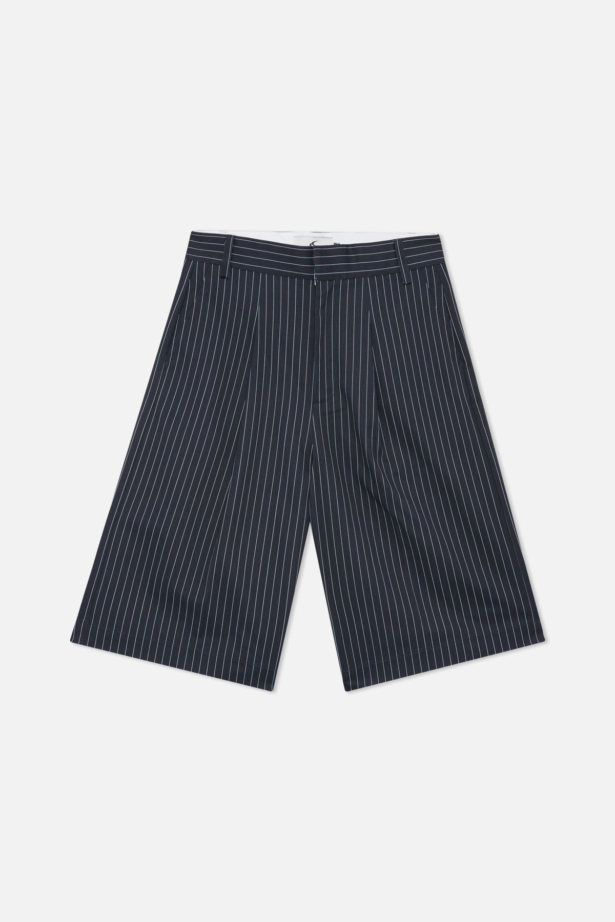 Maison Navy Nadelstreifen-Shorts
