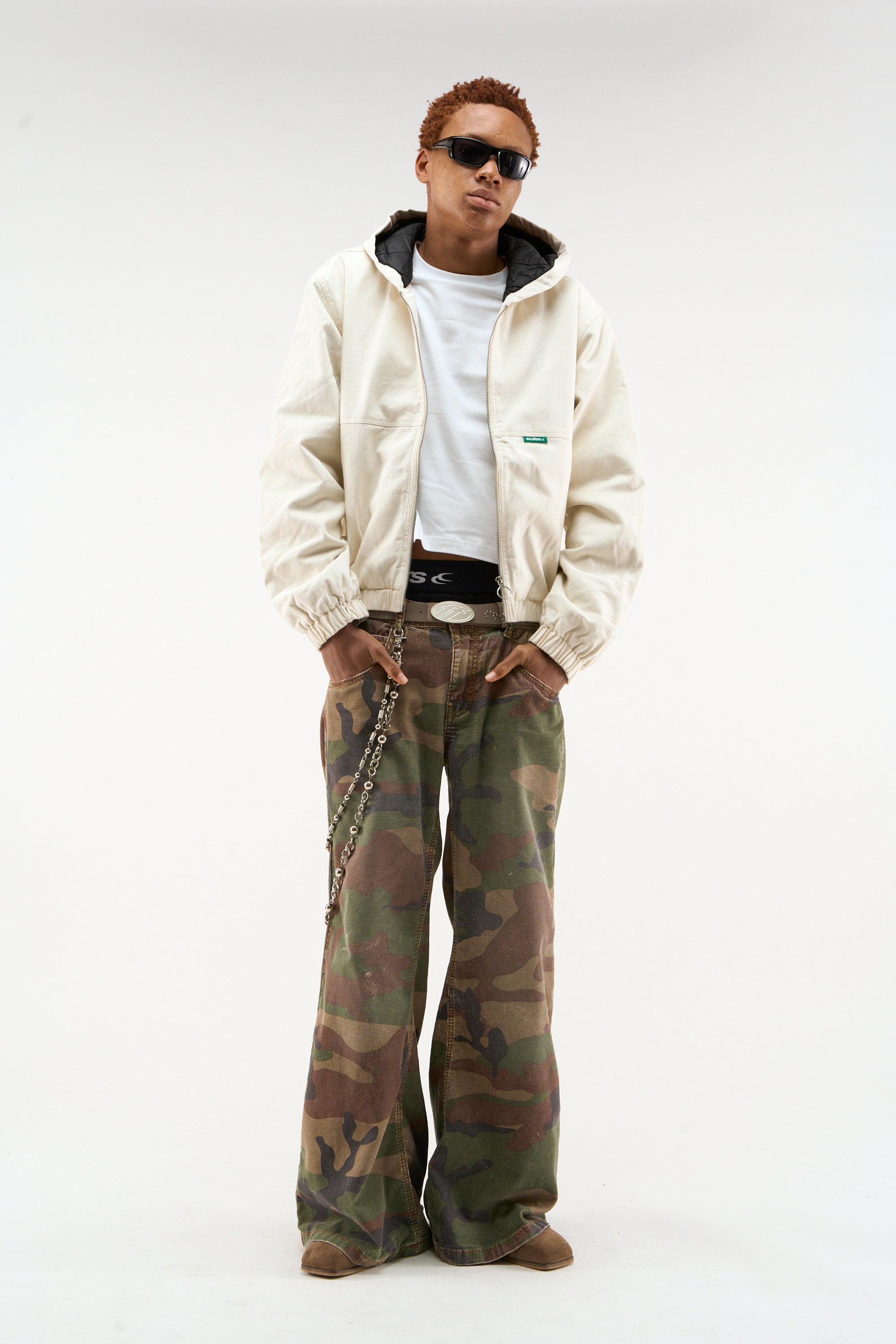 Fleckige, ecrufarbene Arbeitsjacke