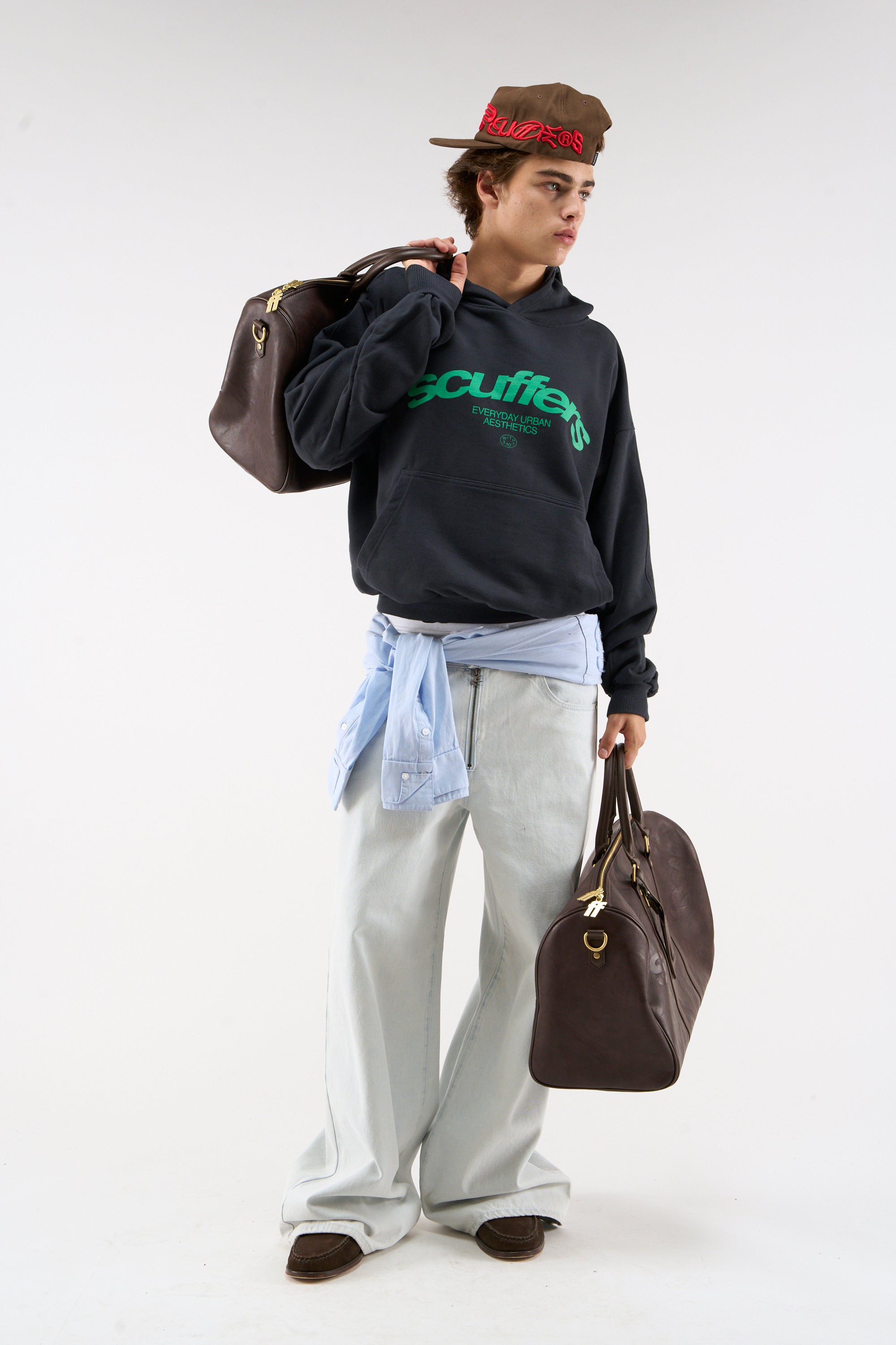 Kultiger dunkelgrauer Hoodie