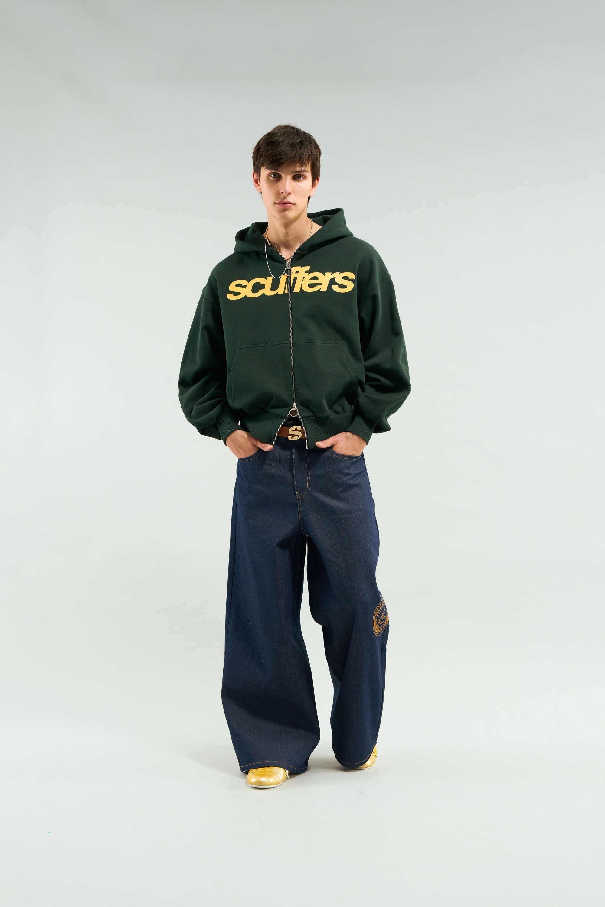 Unverzichtbarer grüner Reißverschluss