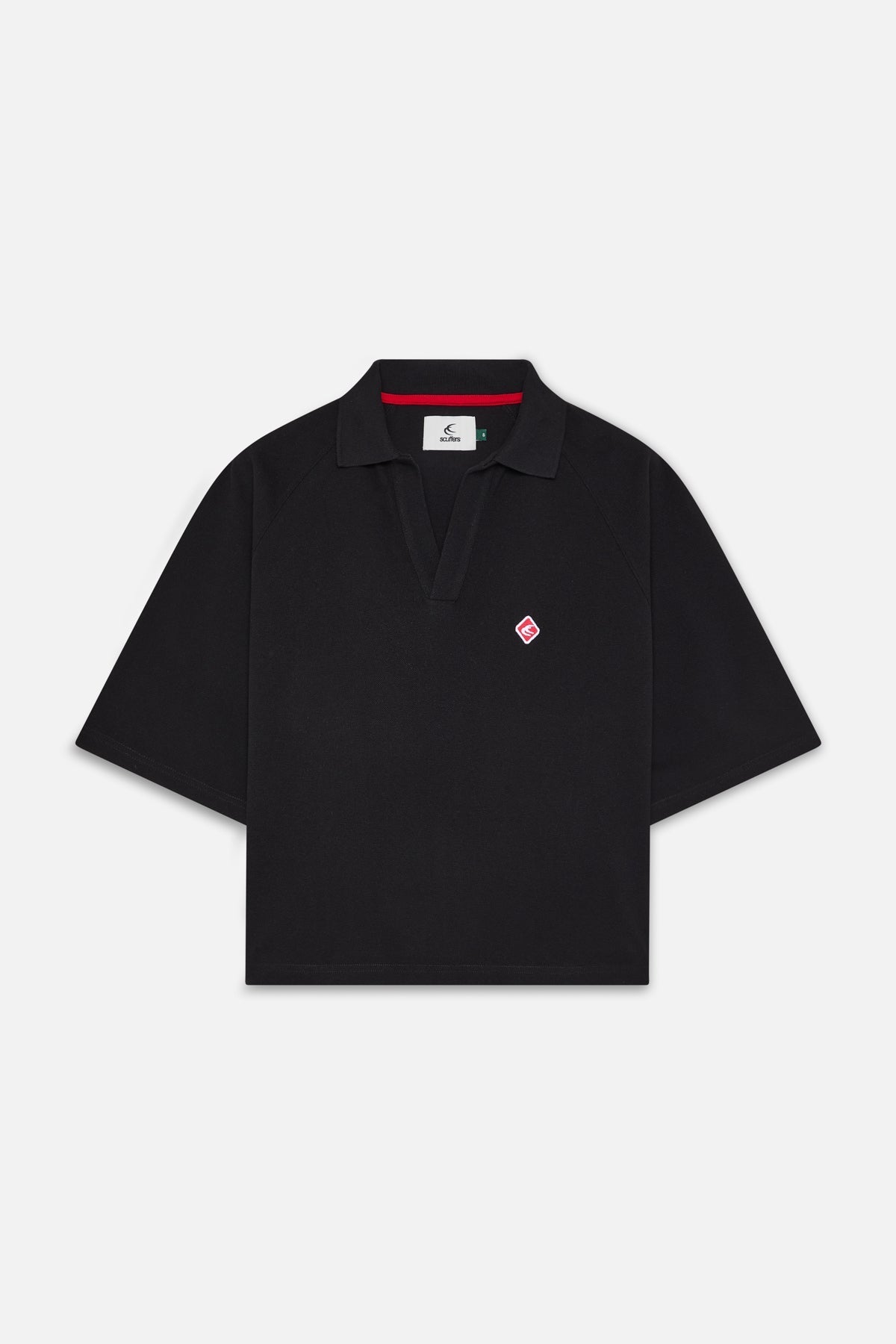 Schwarzes Polo-Shirt mit charakteristischer Silhouette